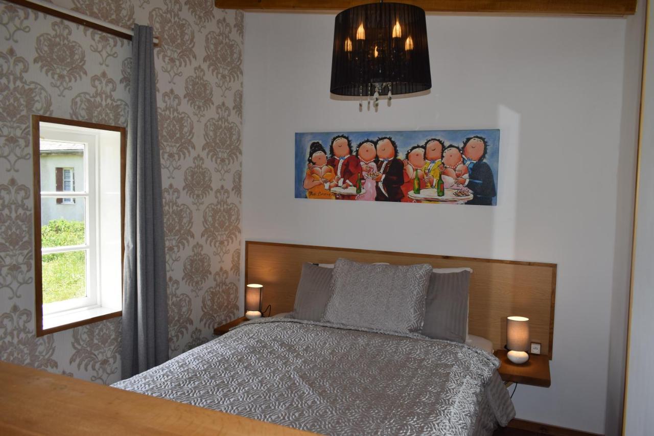 Bed and Breakfast Le Chene D'Or Marcheseuil Екстер'єр фото