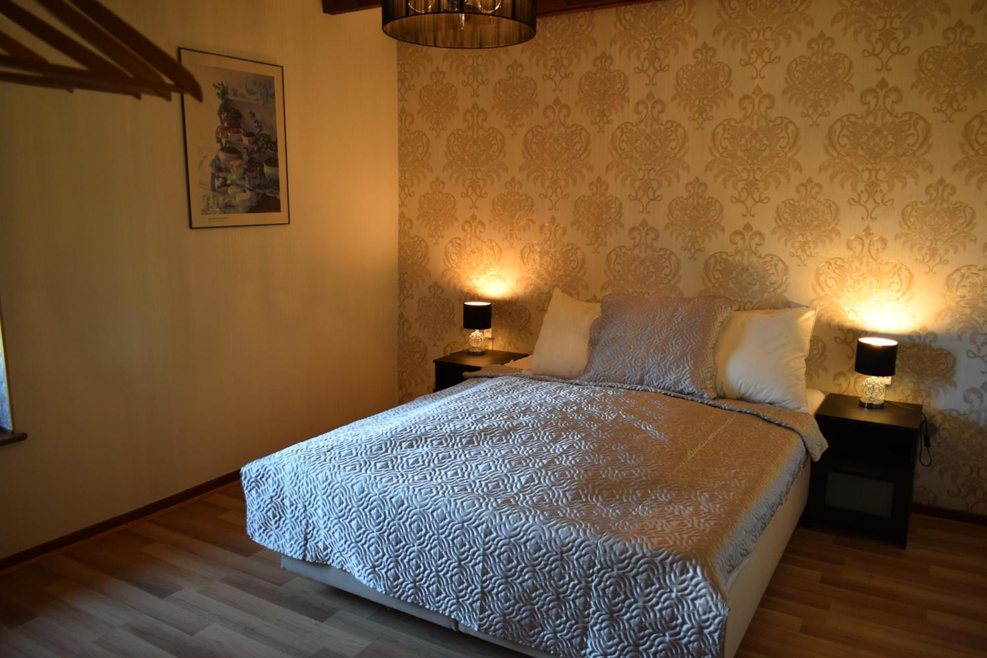 Bed and Breakfast Le Chene D'Or Marcheseuil Екстер'єр фото
